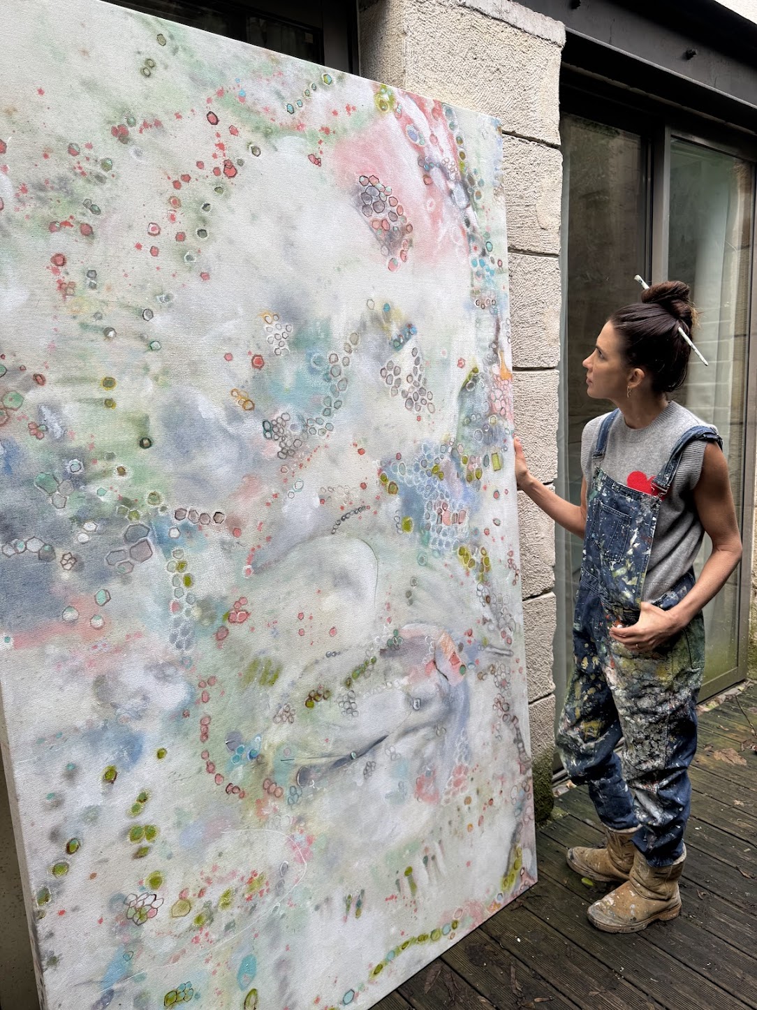 Catherine di Napoli at work in her Paris atelier